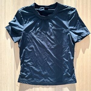 round neck t-shirt